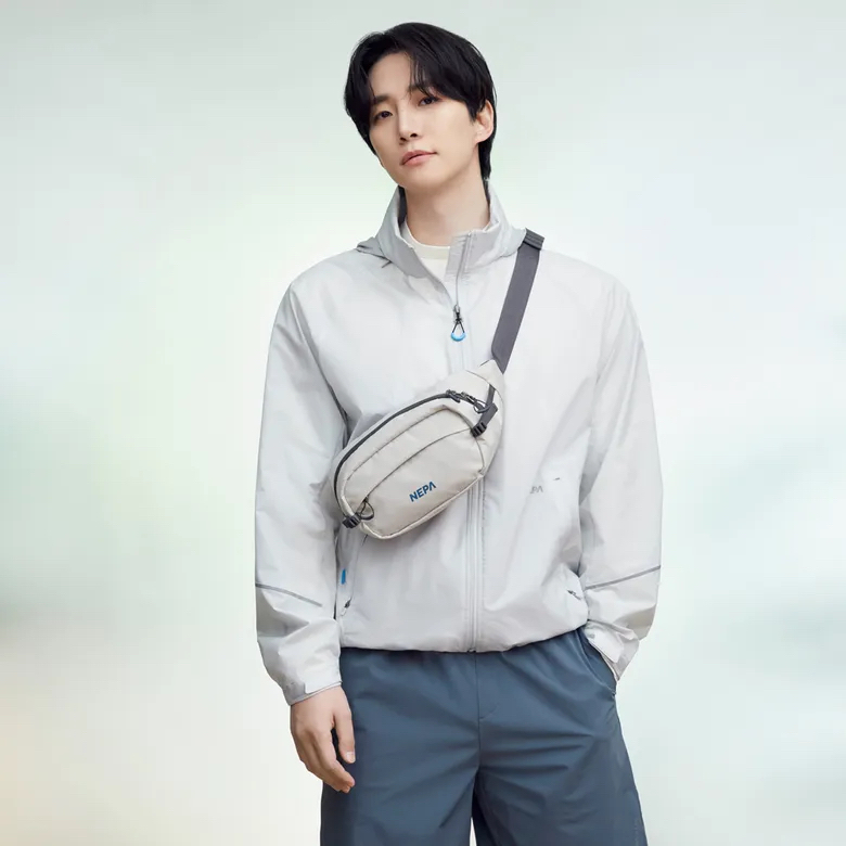 Recent activity shot of Lee Junho