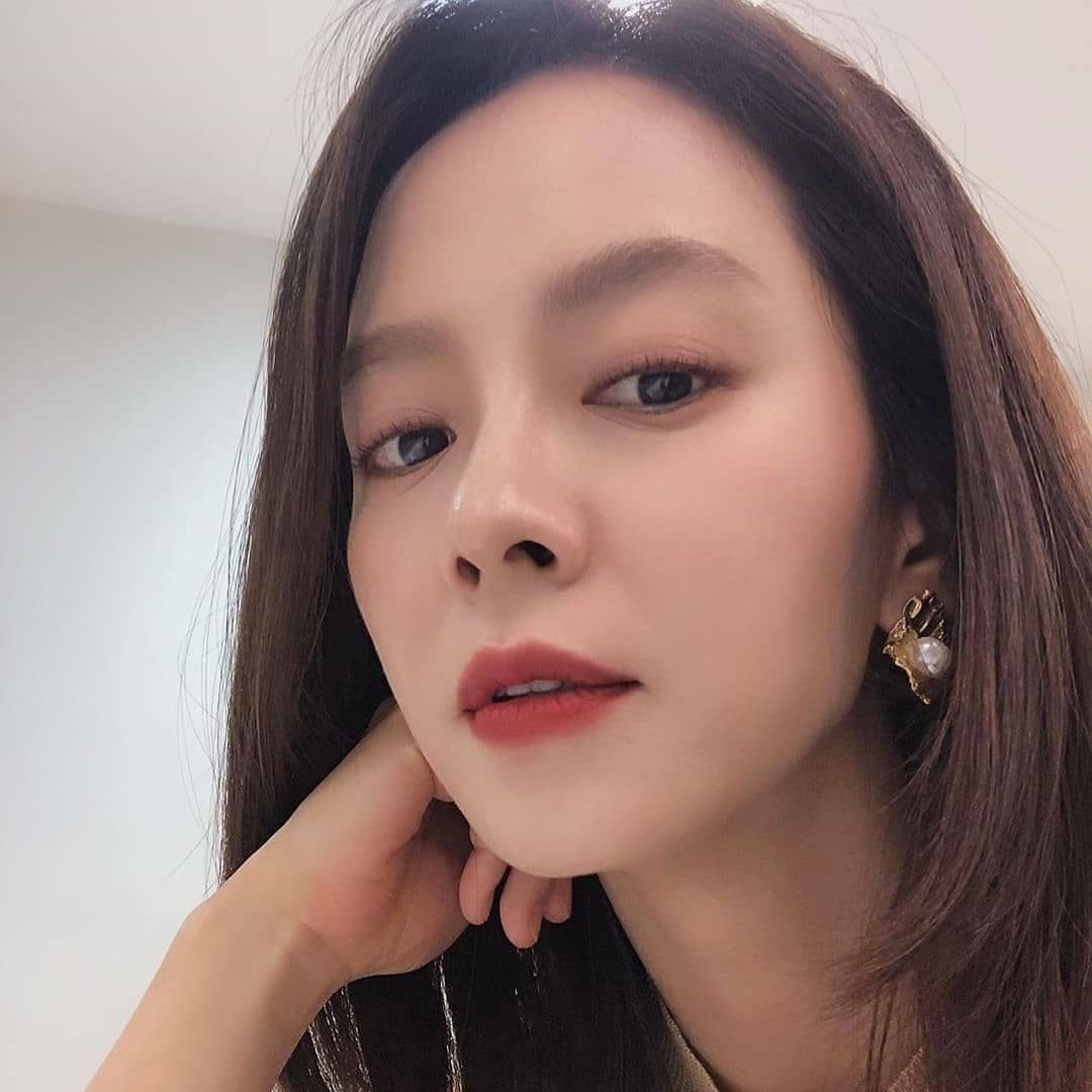 Recent activity shot of Song Jihyo