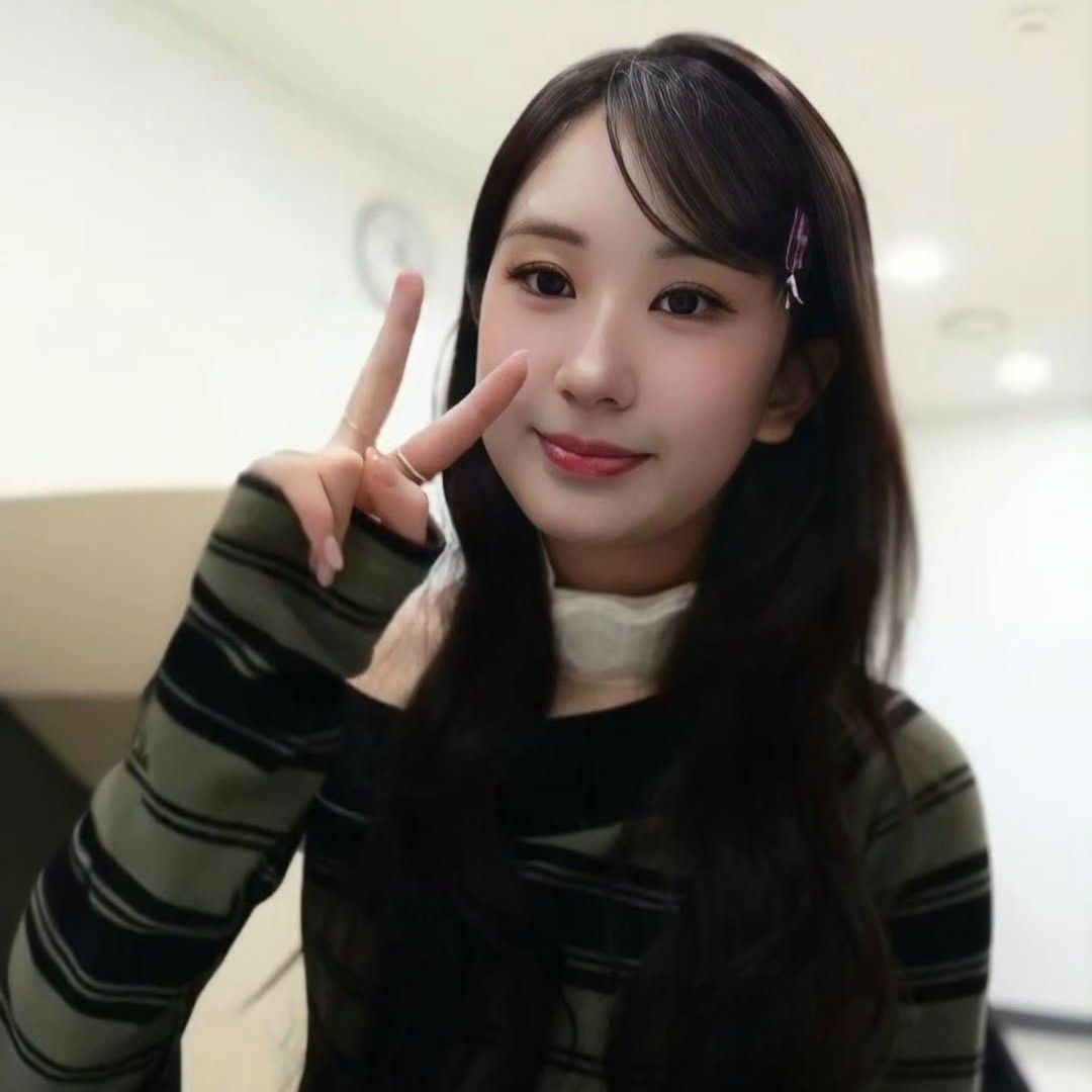 Latest photo of Jeon Yujin