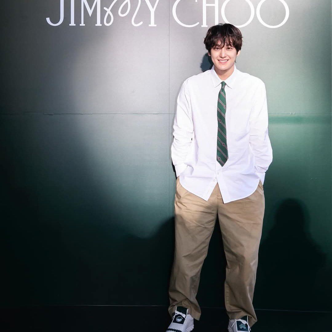 Latest photo of Kim Bum