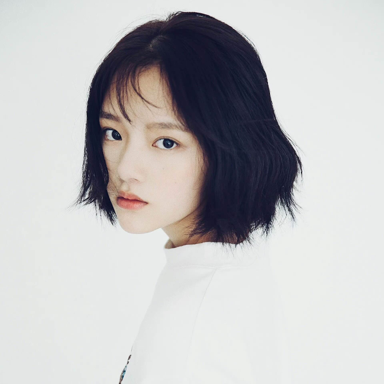 A moment captured by a fan of Ren Min