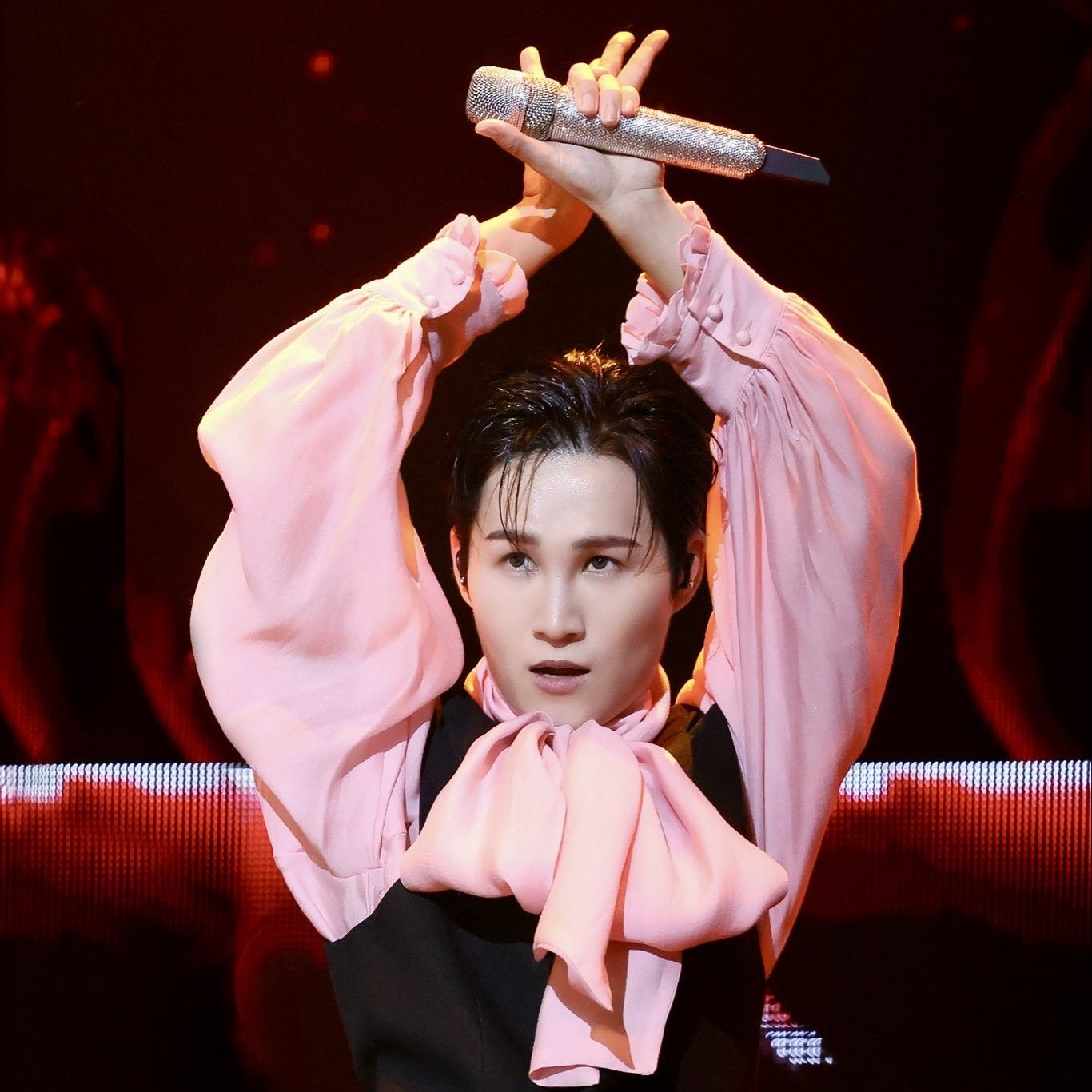 Cuplikan di balik layar dari Kim Heejae