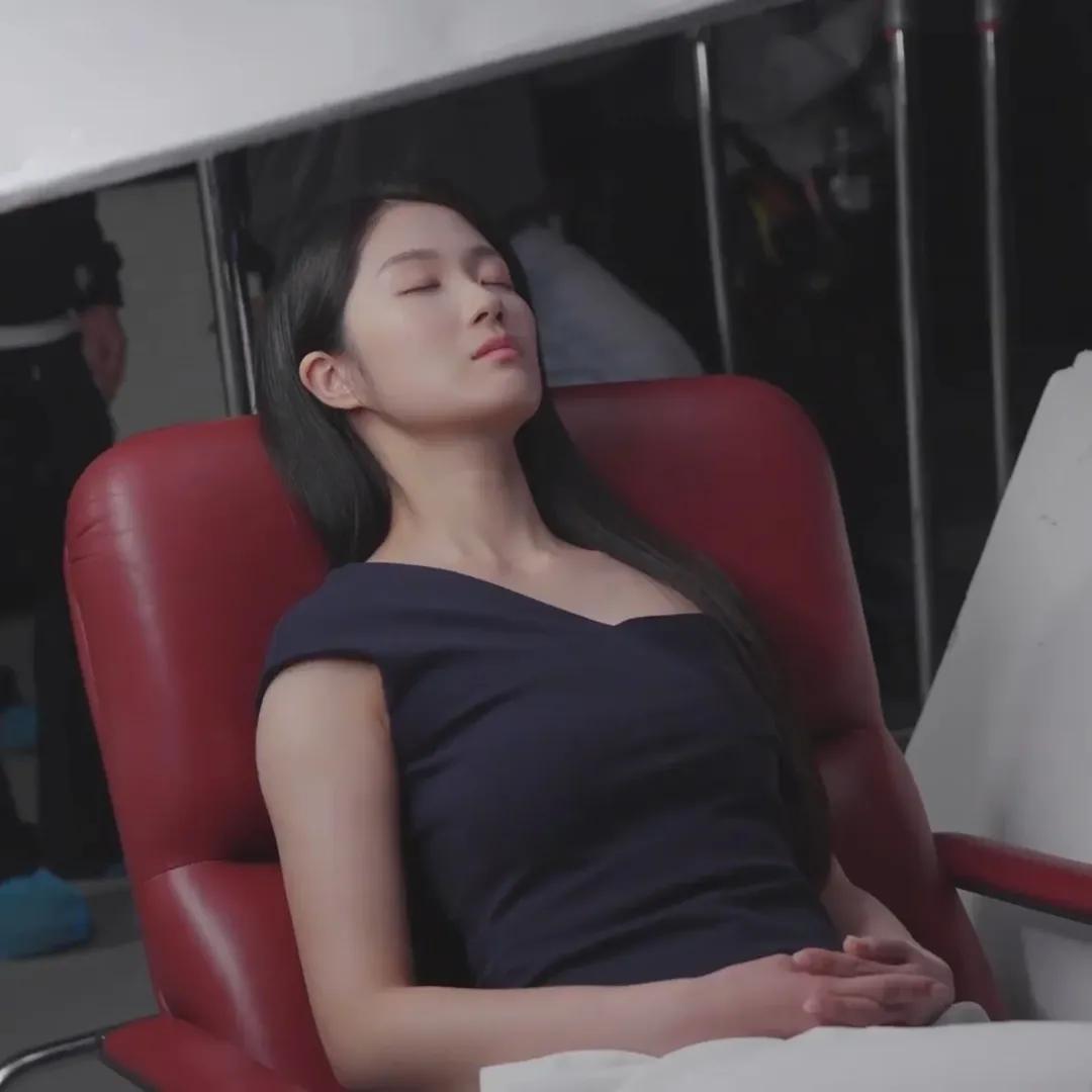 Recent activity shot of Kim Hyeyoon