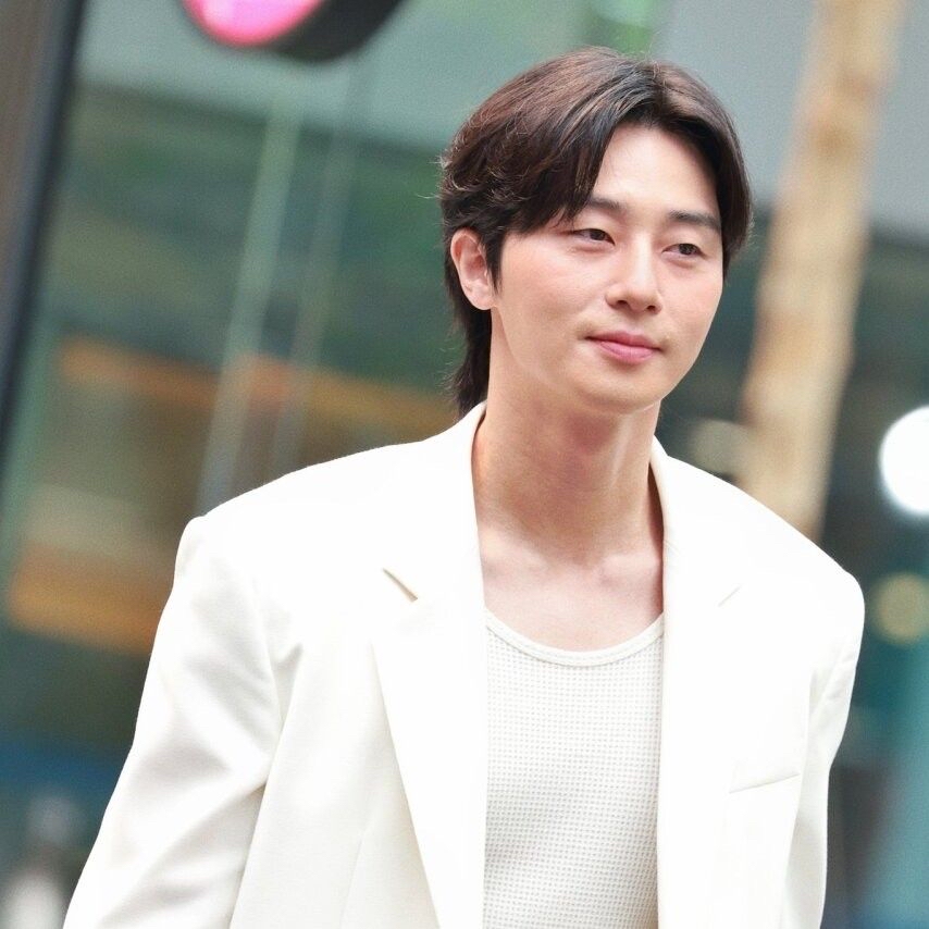 Latest photo of Park Seojoon