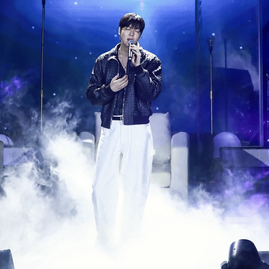 Latest photo of Lee Minho
