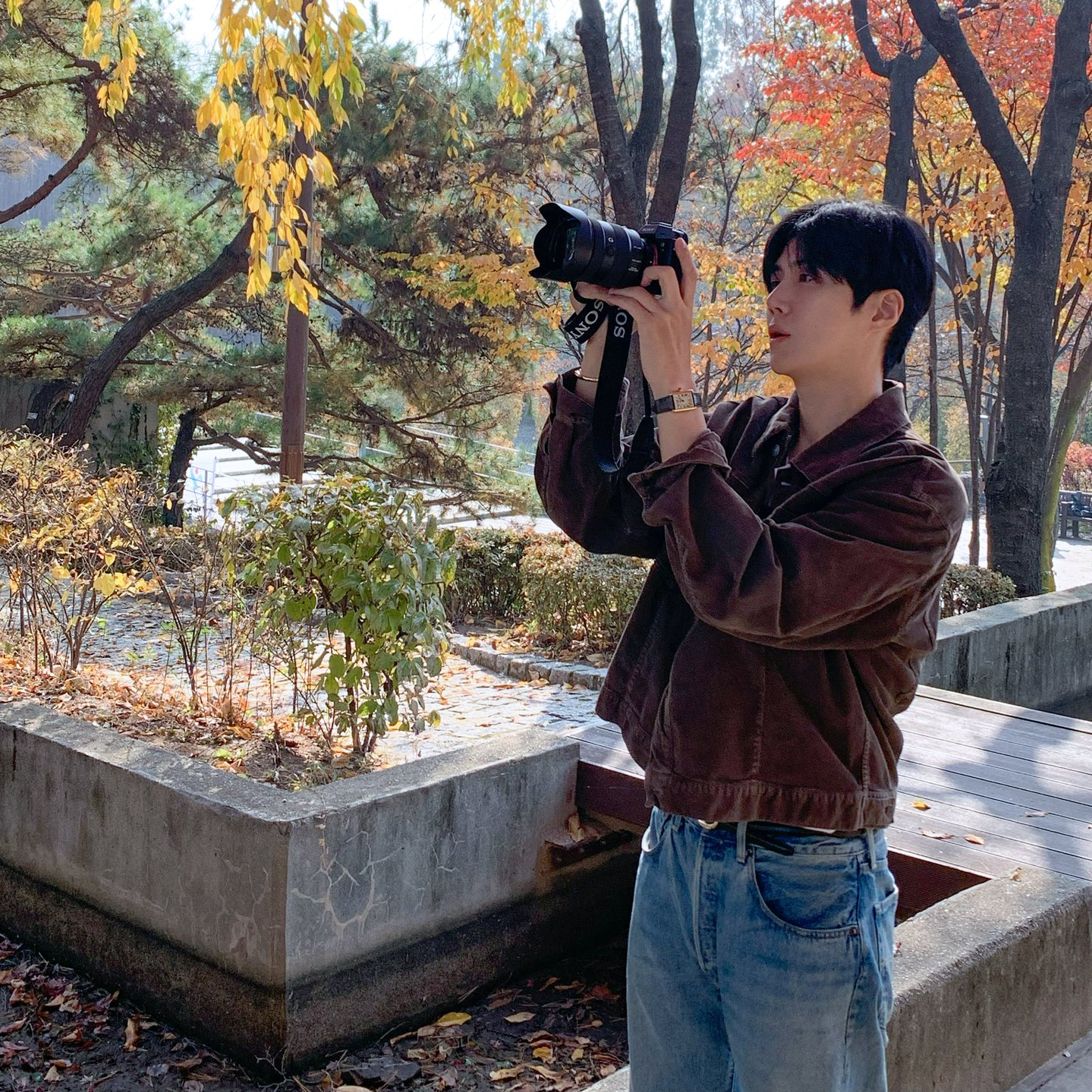 Behind-the-scenes cut of Kim Seonho