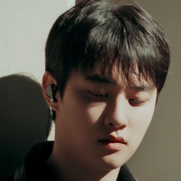 粉絲拍下的都暻秀 (D.O.)瞬間