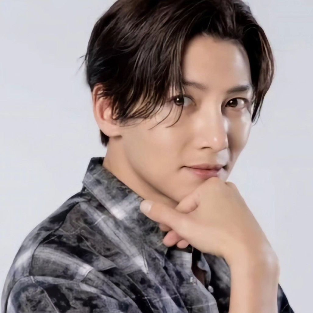 Behind-the-scenes cut of Ji Changwook
