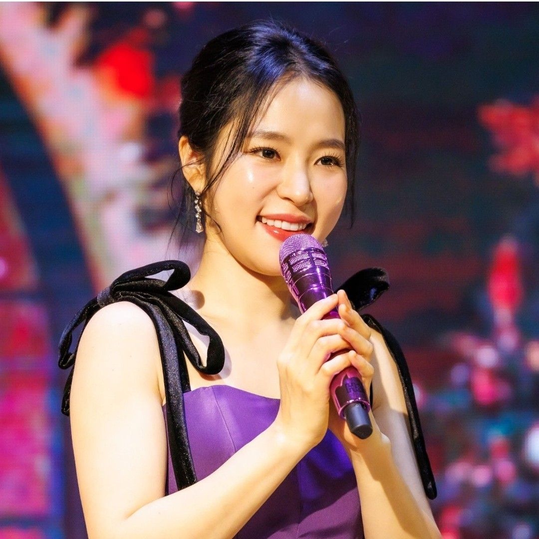 洪子的最新照片