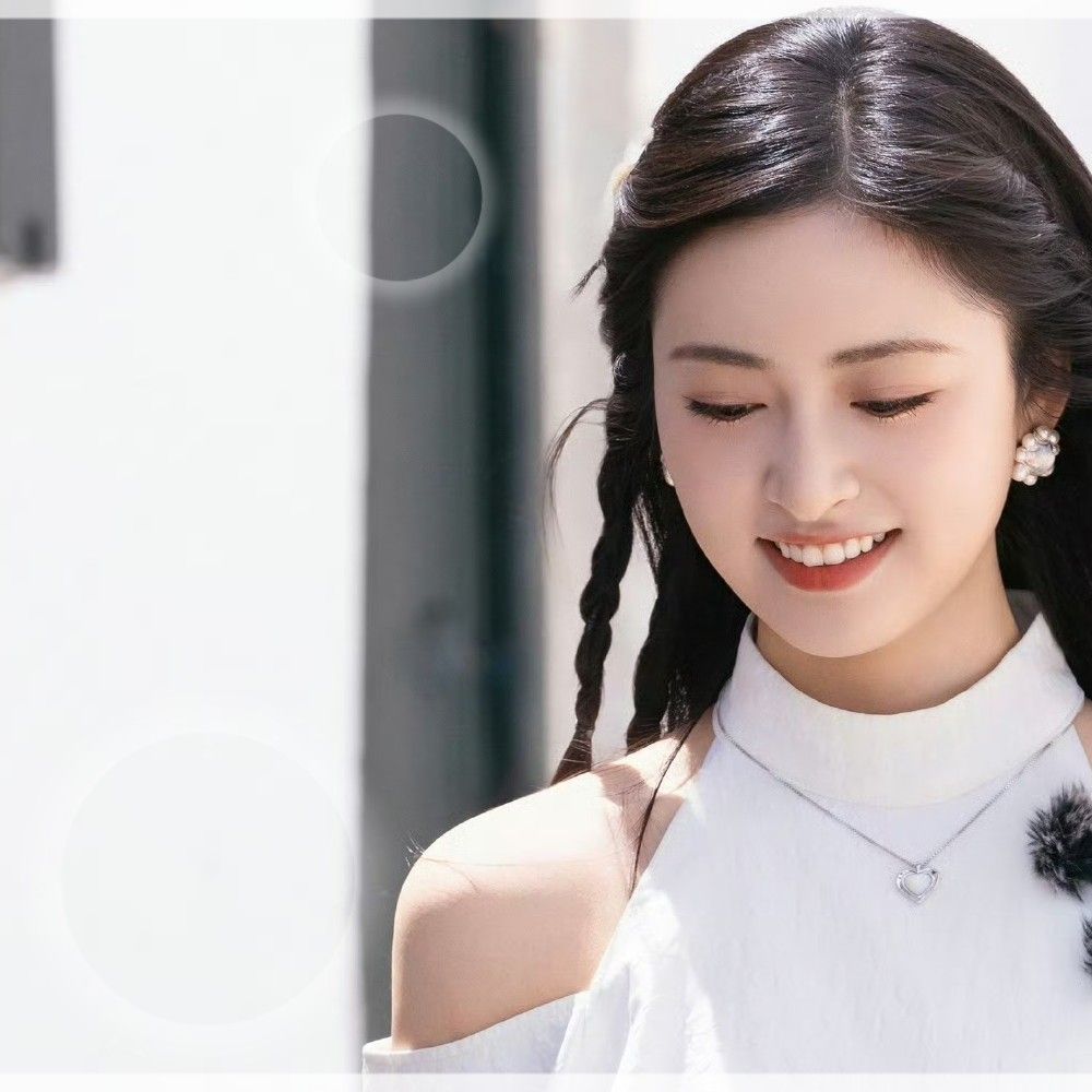 Behind-the-scenes cut of Shen Yue
