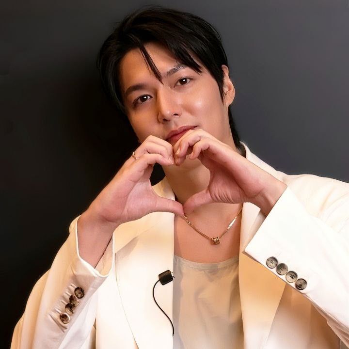 Latest photo of Lee Minho