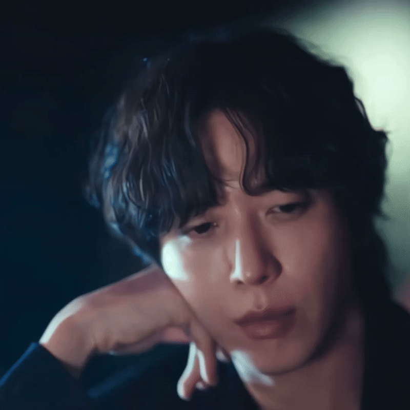 Latest photo of Jung Yonghwa