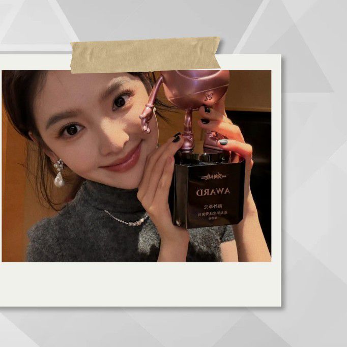 A moment captured by a fan of Zhang Ruonan