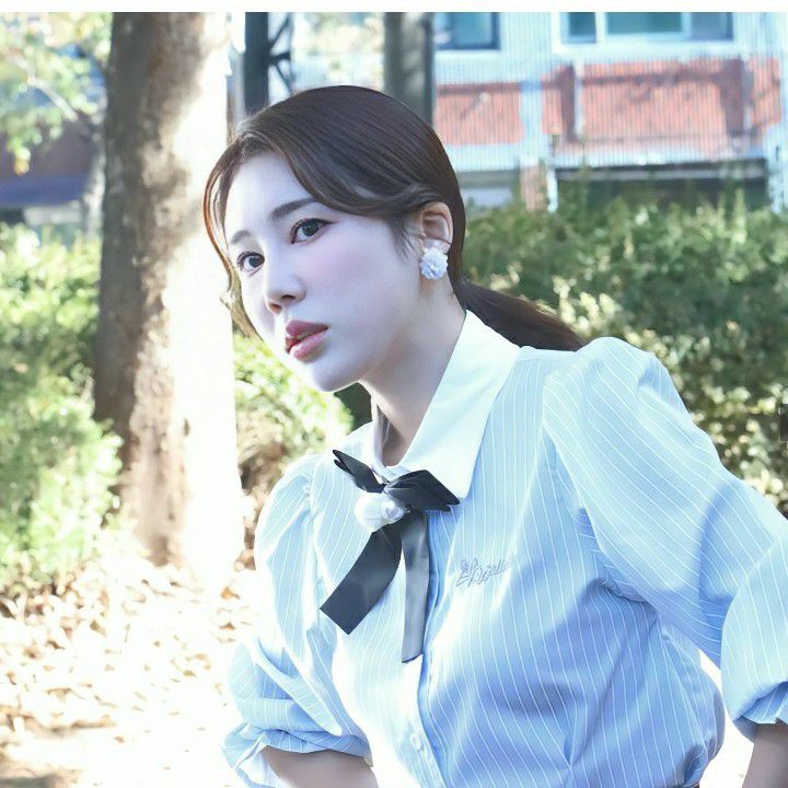 Foto kegiatan terbaru dari Kim Soyou