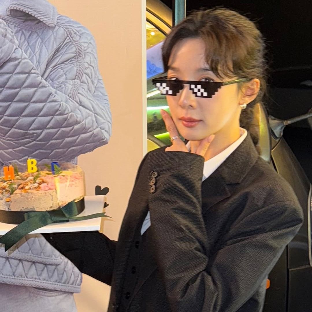 Recent activity shot of Lee Chungah