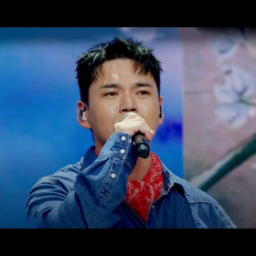 Recent activity shot of Lee Jung