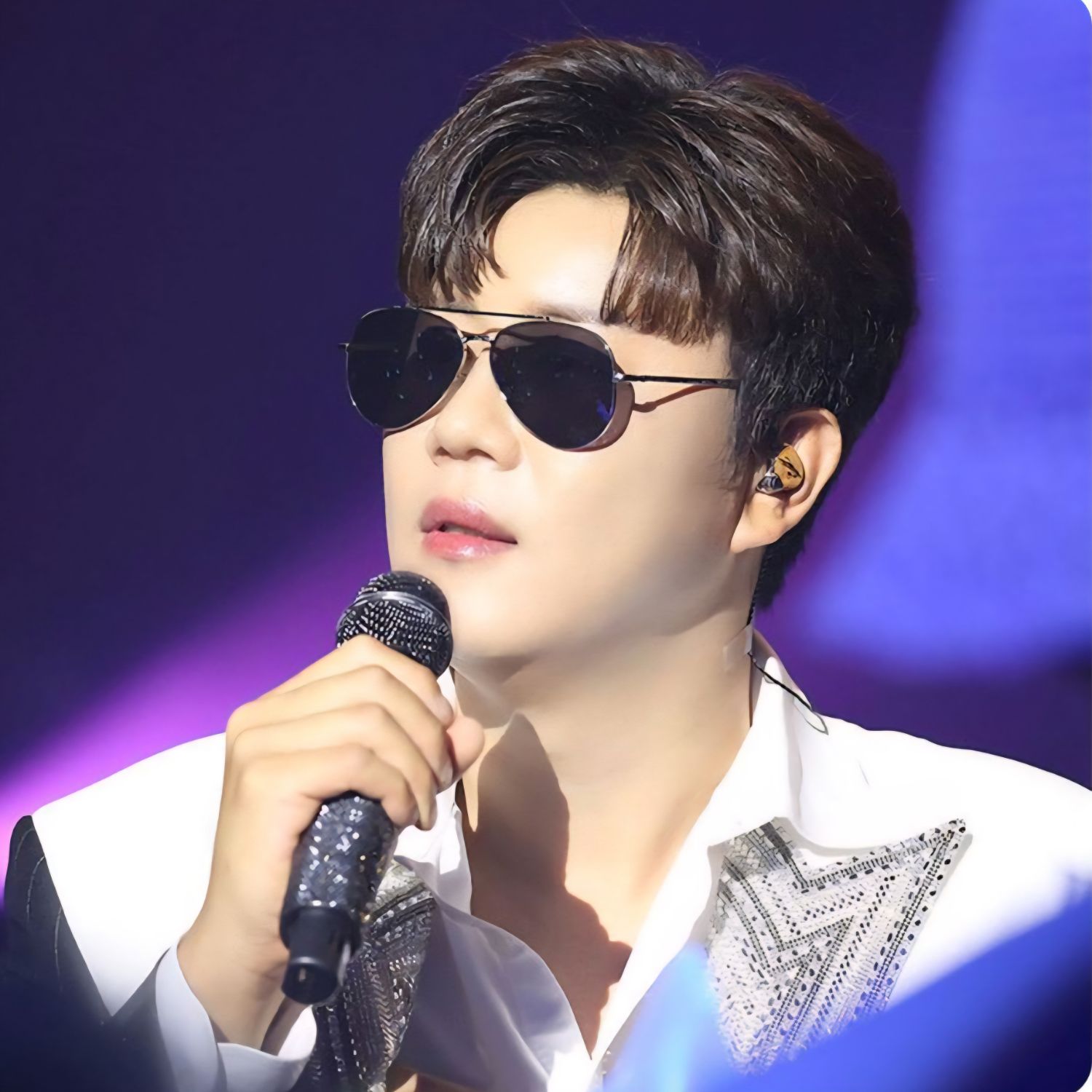 Behind-the-scenes cut of Jin Haesung