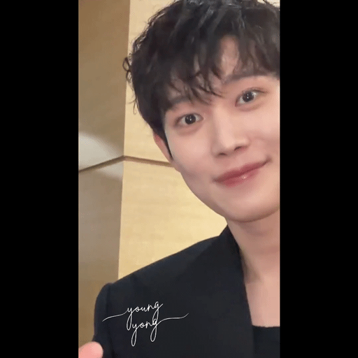 Behind-the-scenes cut of Kim Youngdae