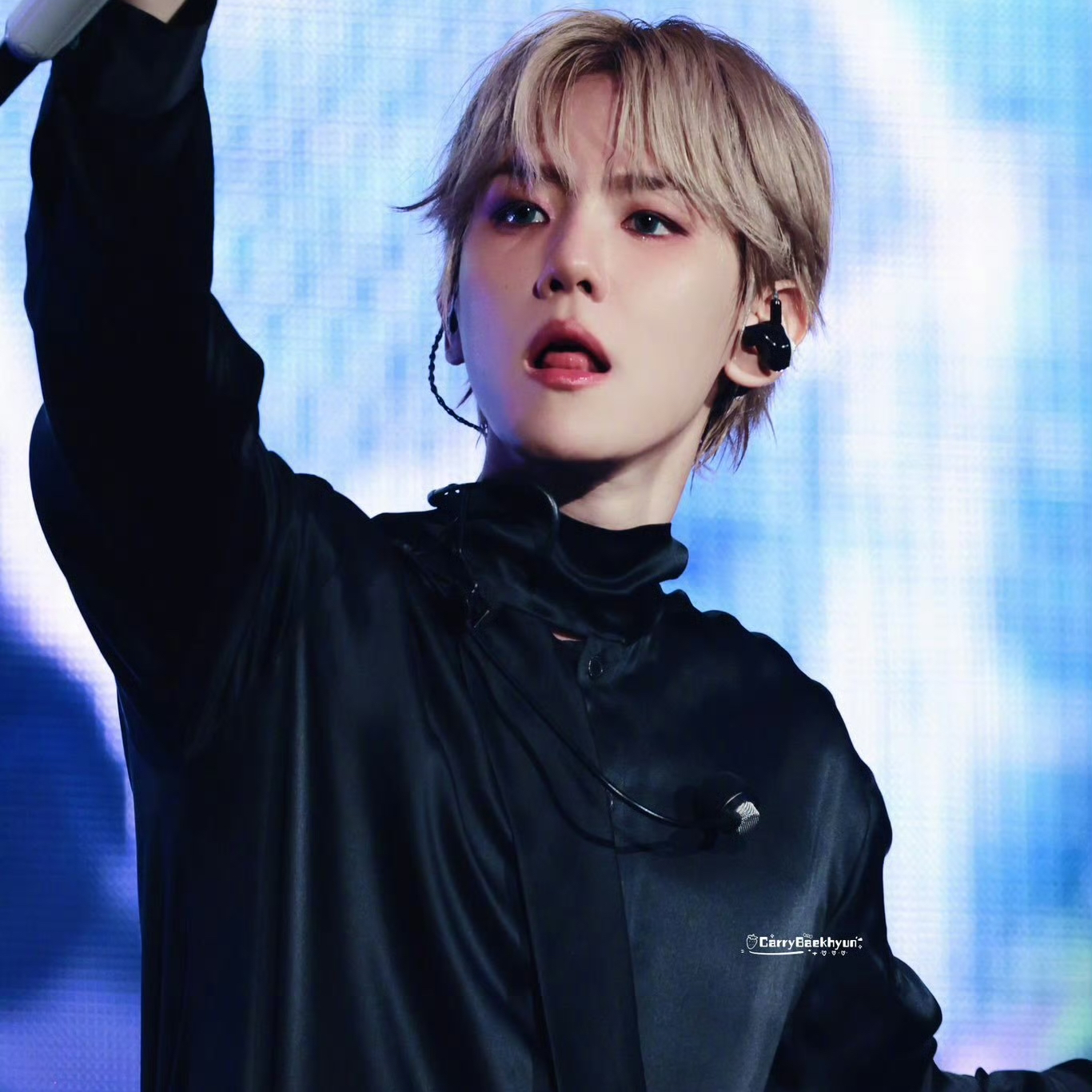 Recent activity shot of Baekhyun
