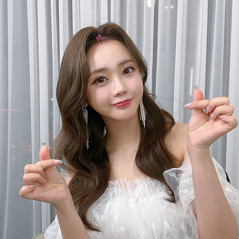 홍지윤의 최신 사진