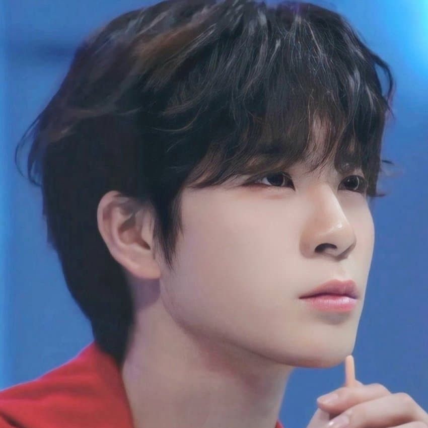 Recent activity shot of Jeong Dongwon