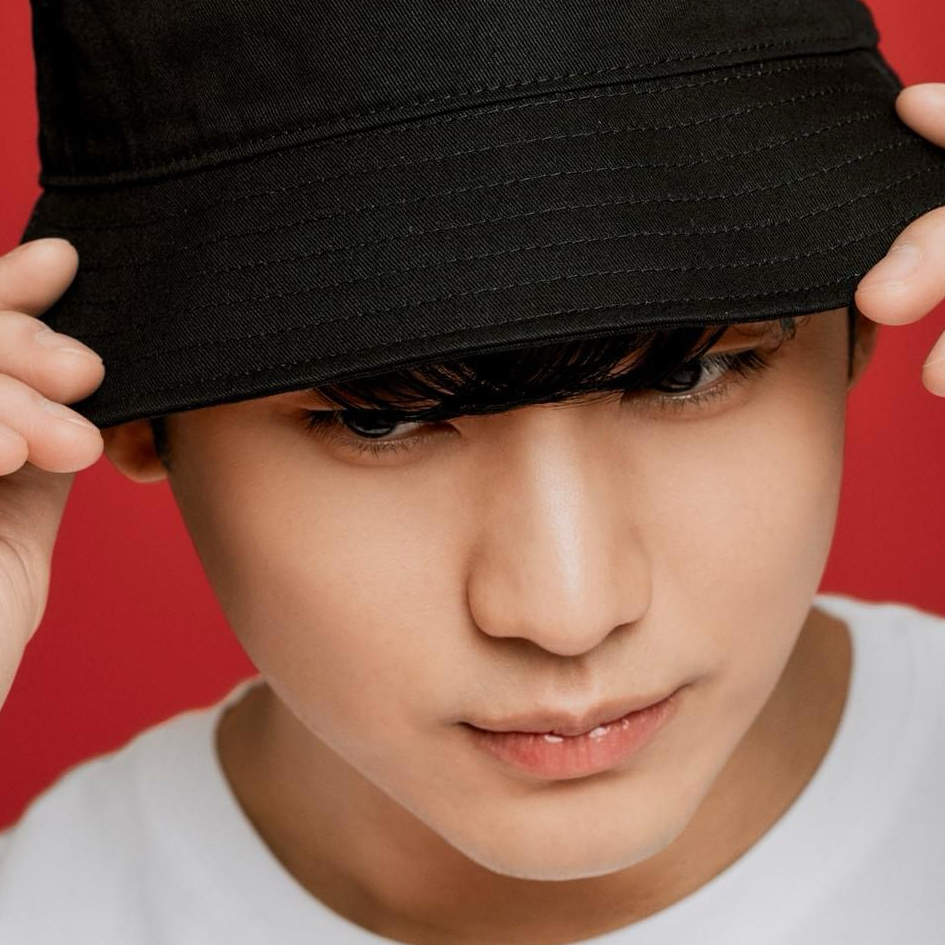 김수현 최근 활동샷