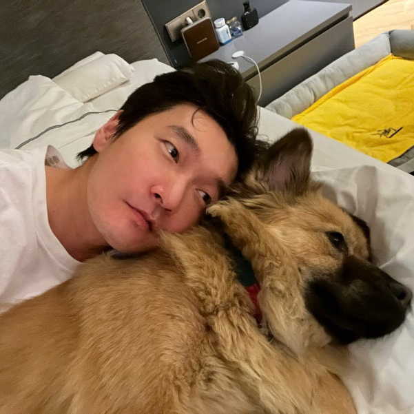 A moment captured by a fan of Cho Seungwoo 