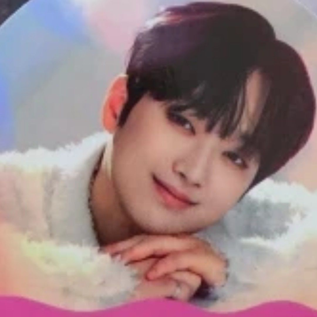 Foto kegiatan terbaru dari Lee Chanwon