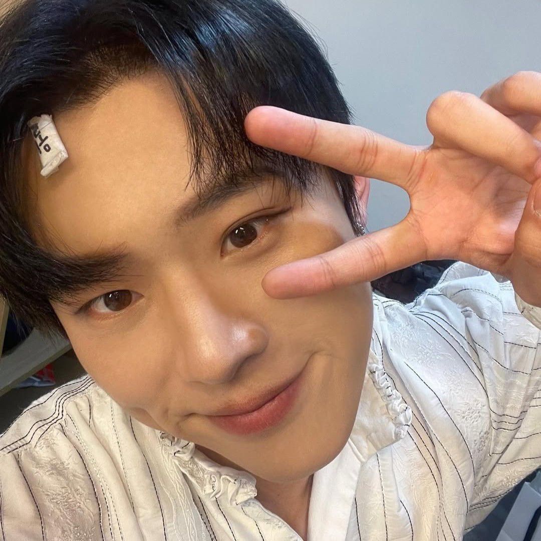 Behind-the-scenes cut of Kim Sungcheol