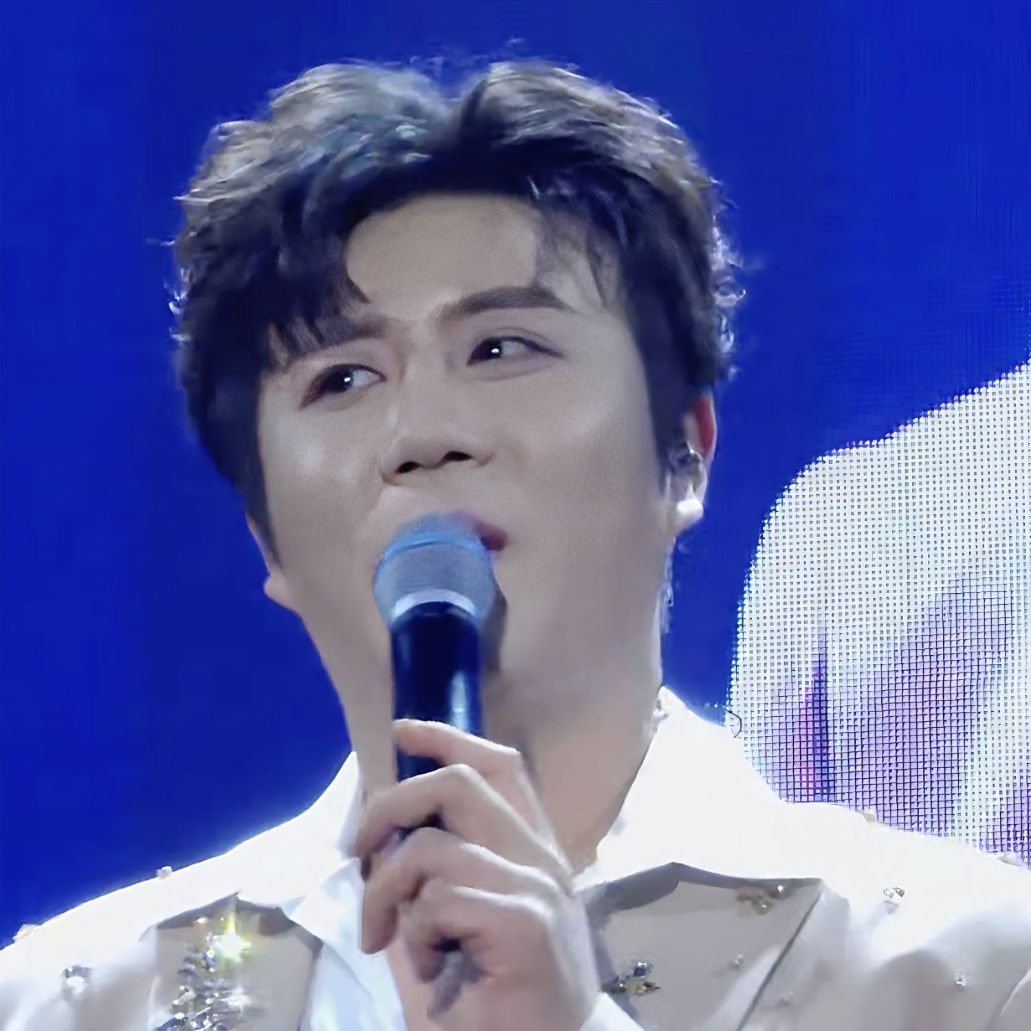 Recent activity shot of Jin Haesung