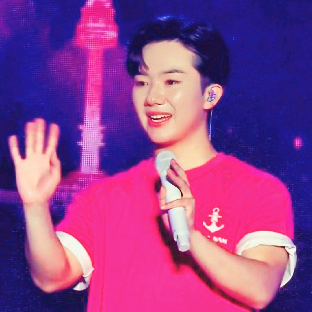 Latest photo of Nam Seungmin