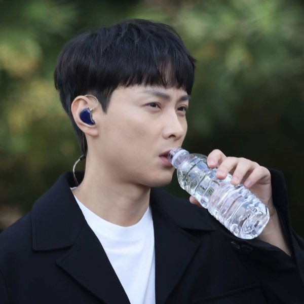 Popular profile image of Min Kyunghoon selected by vote