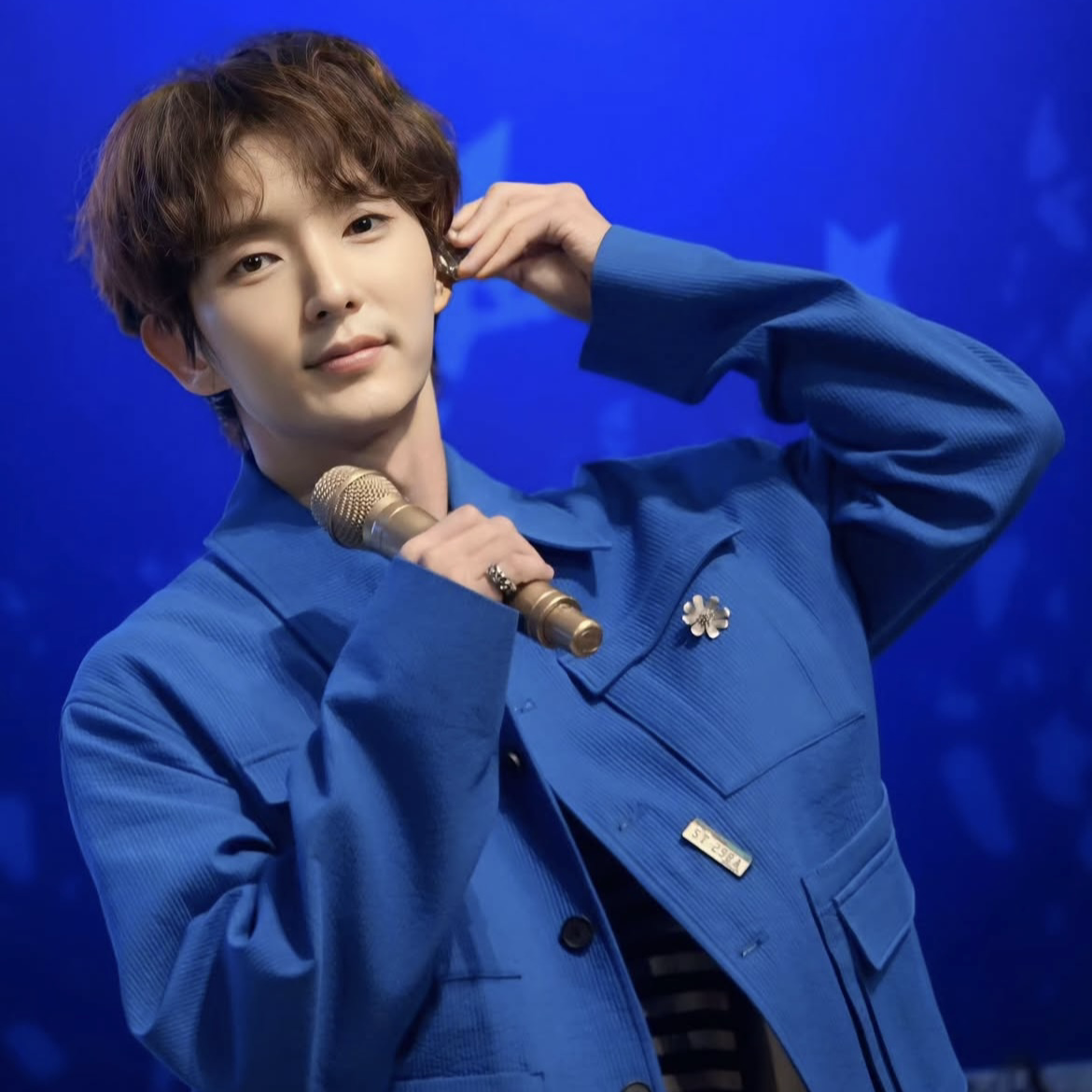 Behind-the-scenes cut of Lee Joongi