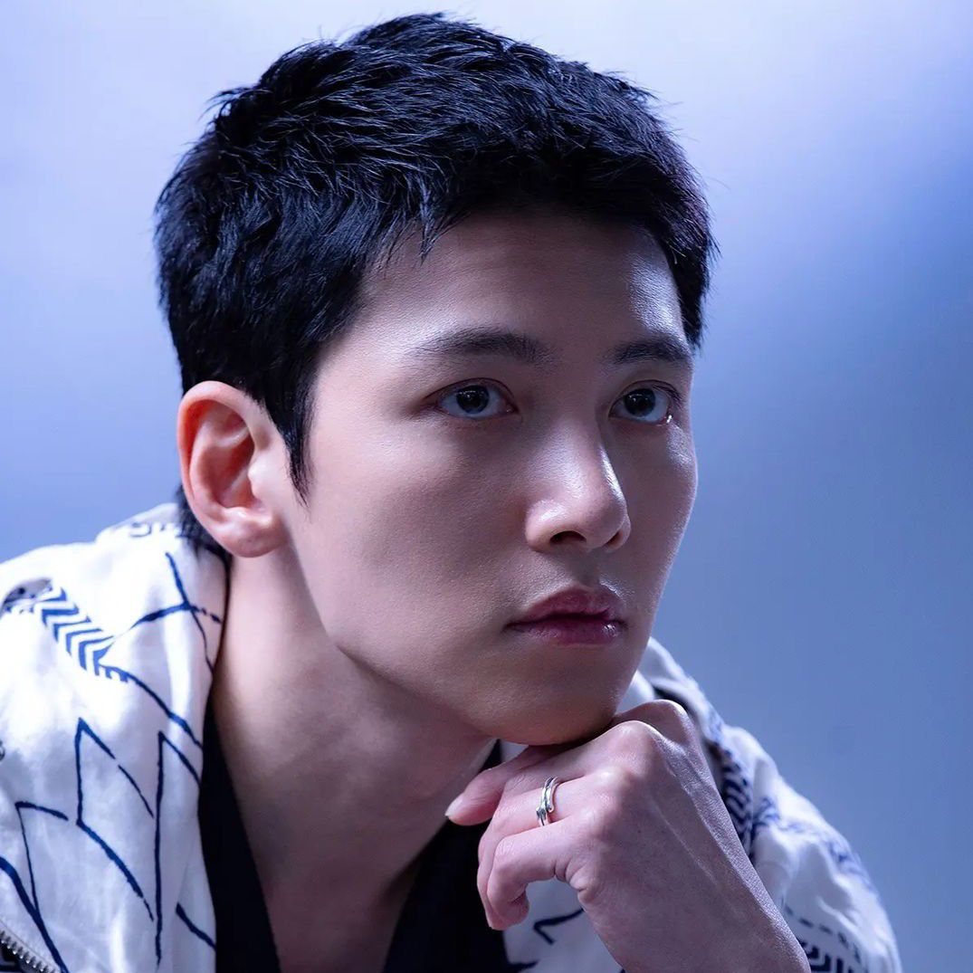 Behind-the-scenes cut of Ji Changwook