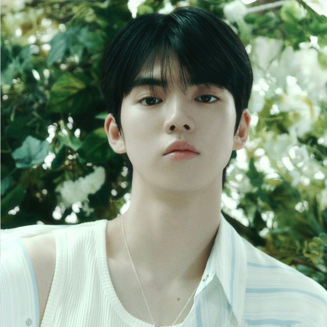 Behind-the-scenes cut of Cha Junhwan