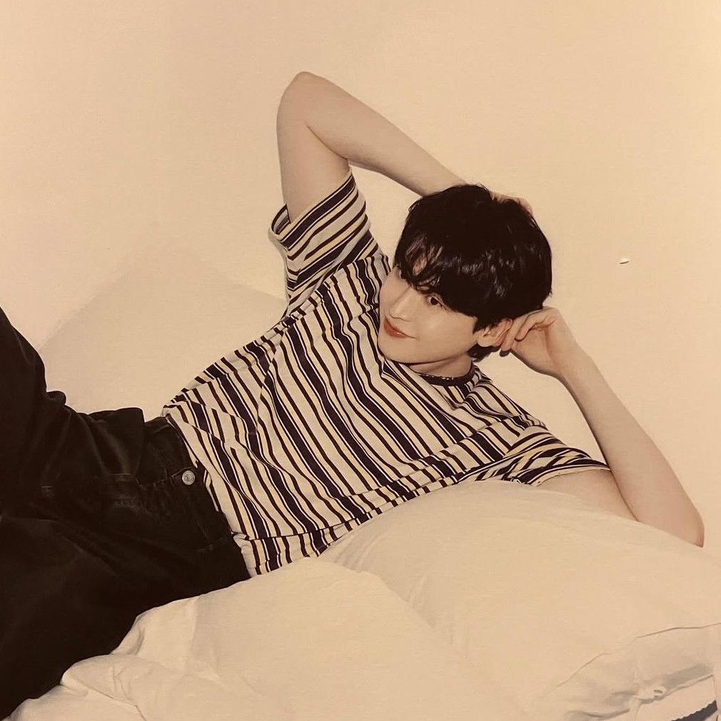 粉絲拍下的李鍾碩瞬間