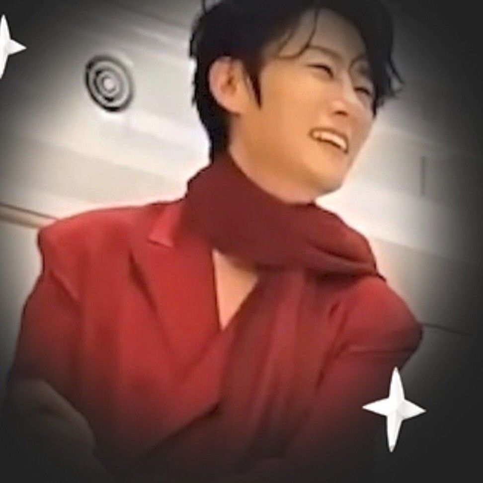 Kang Moonkyung的最新照片