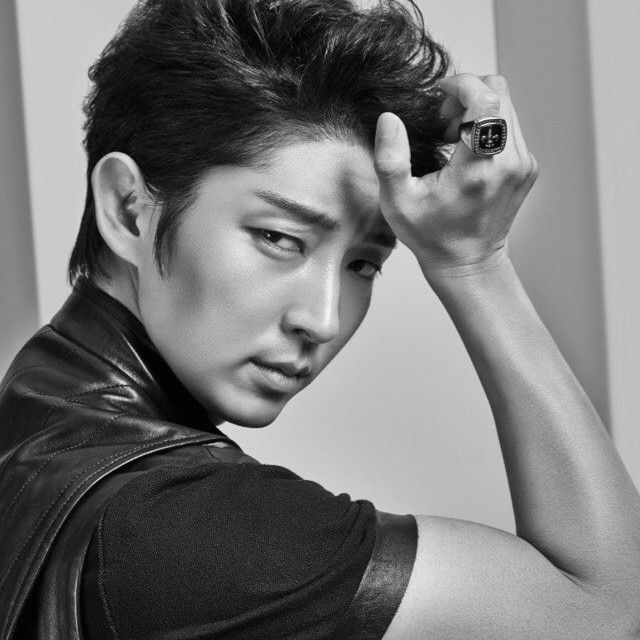 Recent activity shot of Lee Joongi