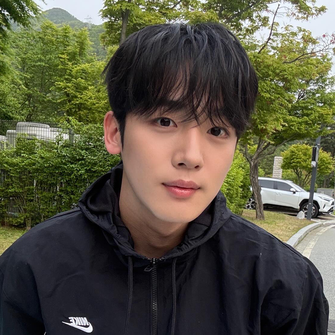 Behind-the-scenes cut of Kim Yohan