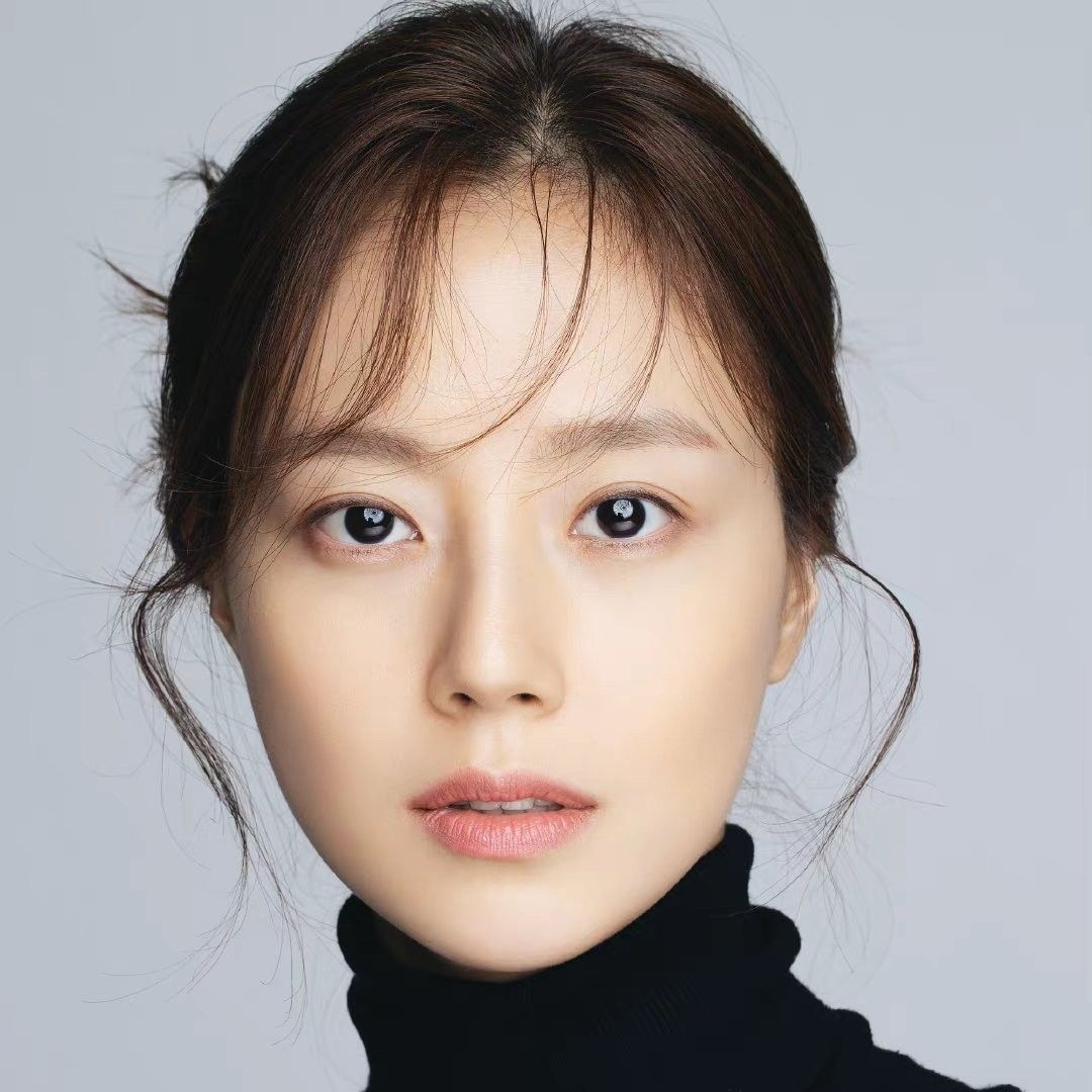 Latest photo of Moon Chaewon