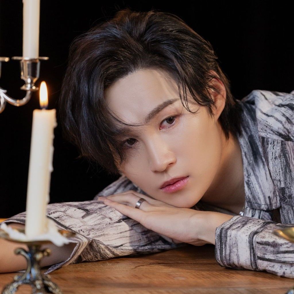 金熙栽的最新照片