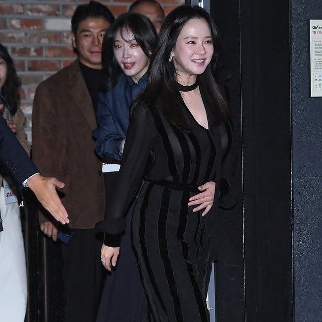 Cuplikan di balik layar dari Song Jihyo