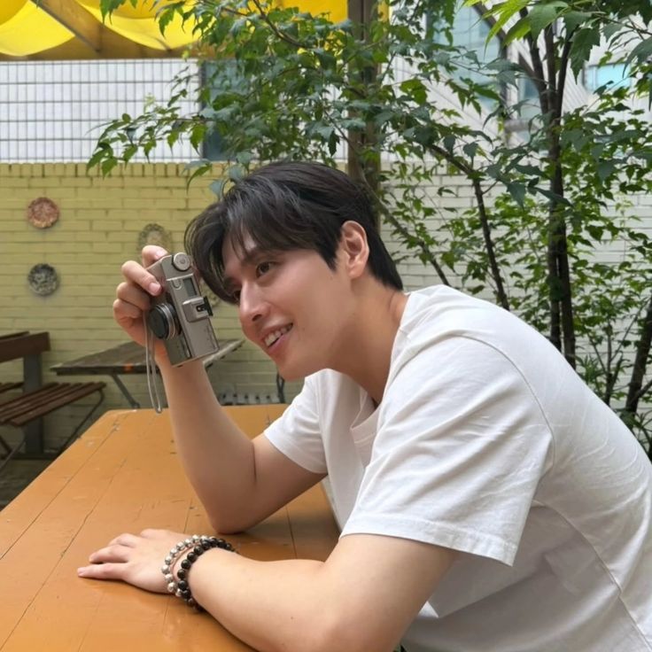 A moment captured by a fan of Kang Haneul