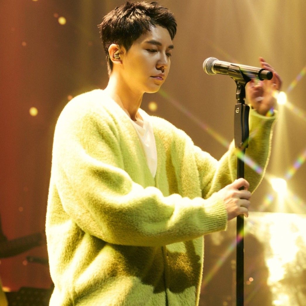 Behind-the-scenes cut of Lee Seunggi