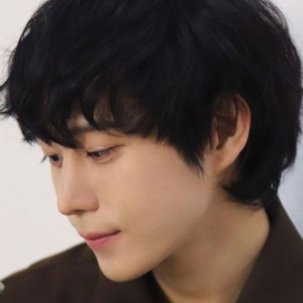 A moment captured by a fan of Kim Youngdae