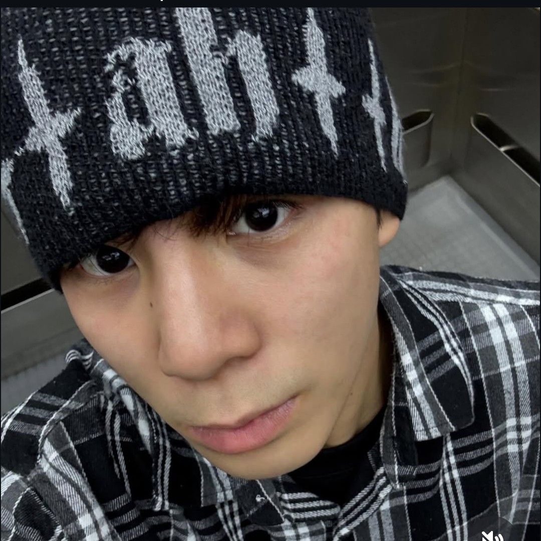 Foto terbaru dari Jeong Dongwon