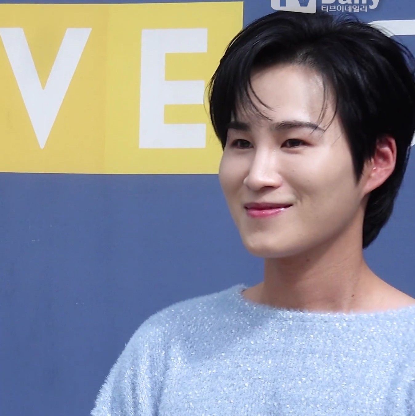 粉丝拍下的金熙栽瞬间