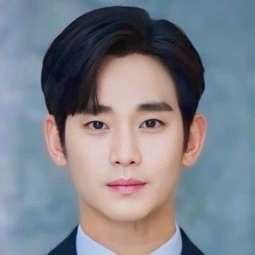 Recent activity shot of Kim Soohyun