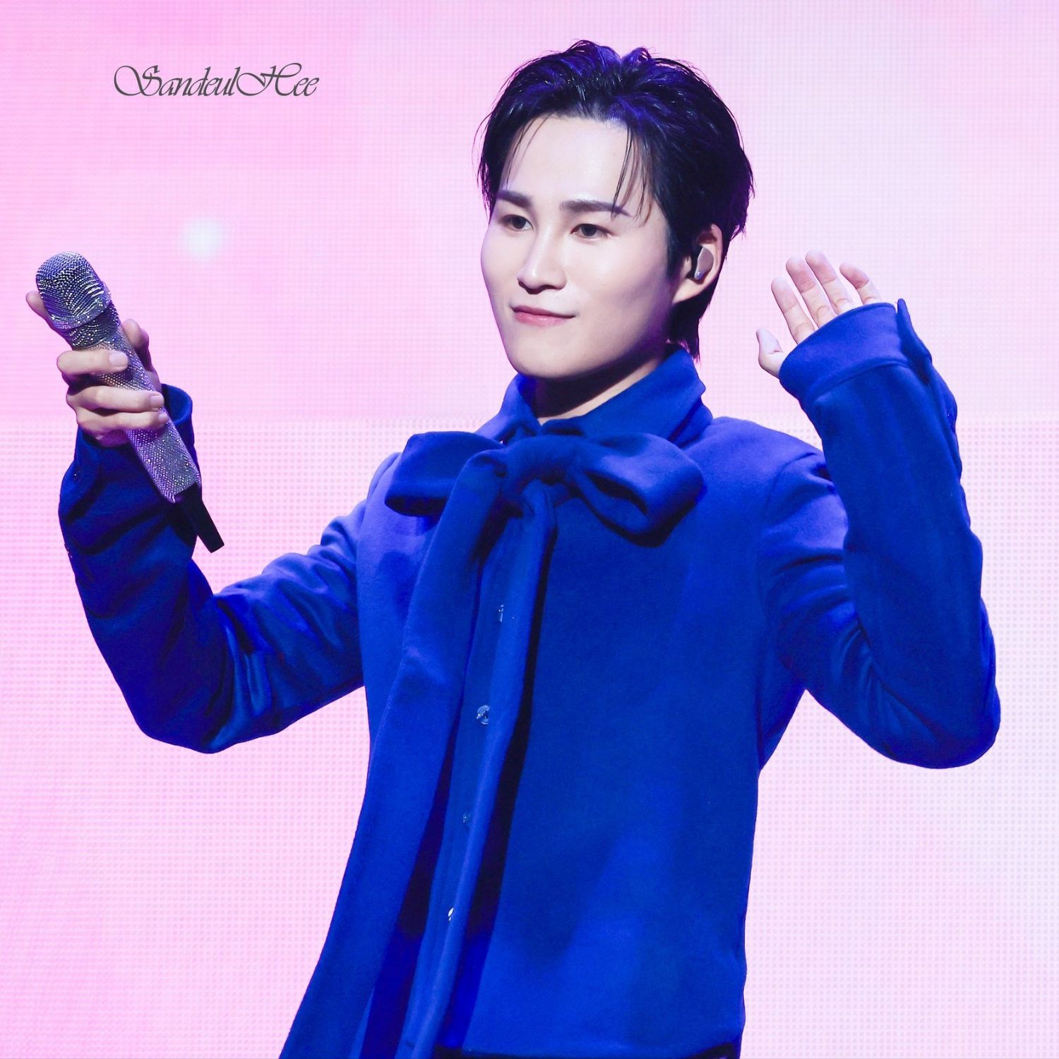 Momen yang diabadikan oleh penggemar Kim Heejae