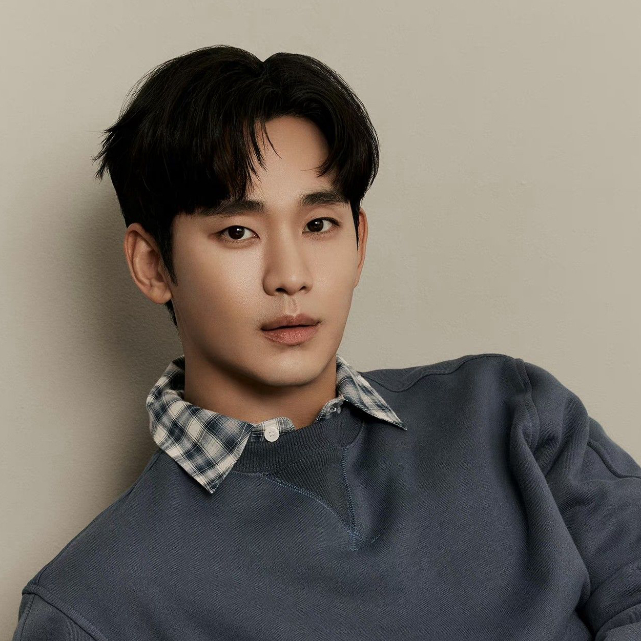 Recent activity shot of Kim Soohyun